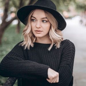 Meet your Posher, Roksana